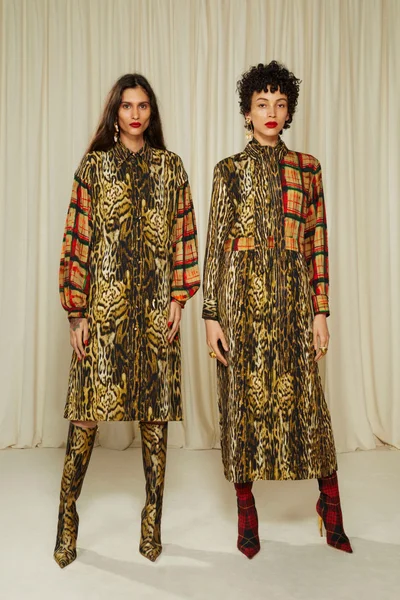 Look 49